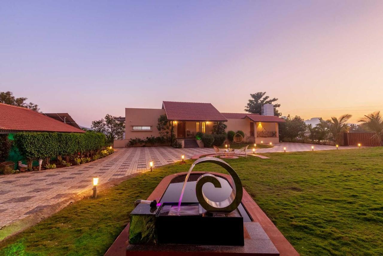 Luna Villa By Stayvista - Lakeside Charm With Terrace, Lush Lawn & Modern Decor Nashik Zewnętrze zdjęcie